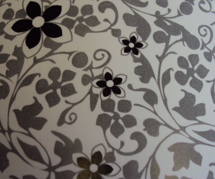 Пленка с/к "HONGDA" арт.6002-8GZF (витраж.прозрач,сер.черн.цветы) 0.45х8м