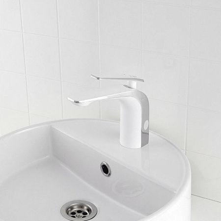Смеситель для раковины монокомандный белый / хром Potato Diadonna D87-110137W