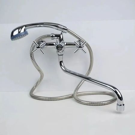 Смеситель для ванны и умывальника двухручковый  хром  Potato Эверест B22-316