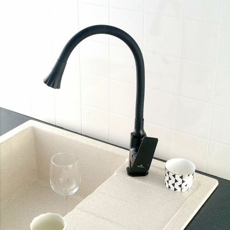 Смеситель для кухни монокомандный черный Potato Diadonna D165-41BL