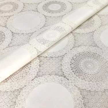 Скатерть XR-47 бежевая (21568) (138*20)