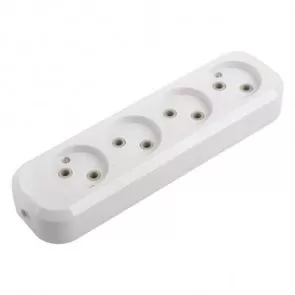 General роз. колодка 4гн., 10А, 250В, 2,2кВт Серия "Easy" с доп. крышкой (АВС-пластик) белая