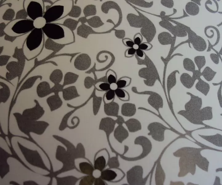 Пленка с/к "HONGDA" арт.6002-8GZF (витраж.прозрач,сер.черн.цветы) 0.45х8м